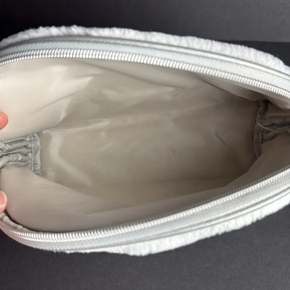 Ulta Beauty ☀️ fuzzy plush grey large makeup bag NWT - Picture 5 of 5